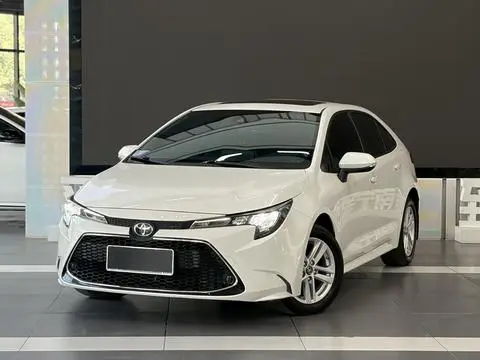 Toyota 雷凌 2019 — фото 1
