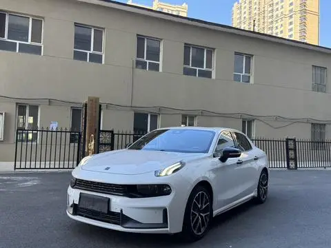 Lynk & Co 03 2021