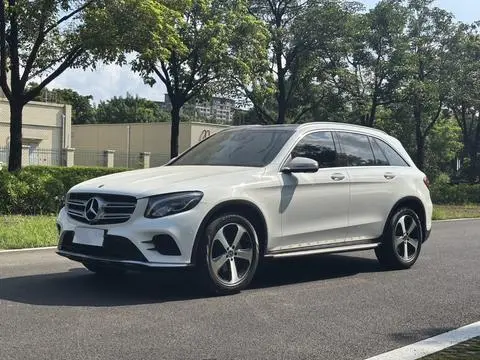 Mercedes-Benz GLC 2018 — фото 1