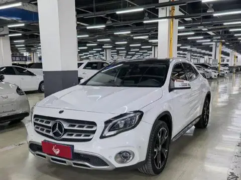 Mercedes-Benz GLA 2017