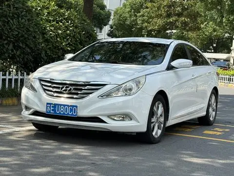Hyundai 索纳塔八 2011