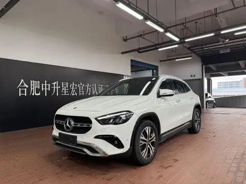 Mercedes-Benz GLA 2024