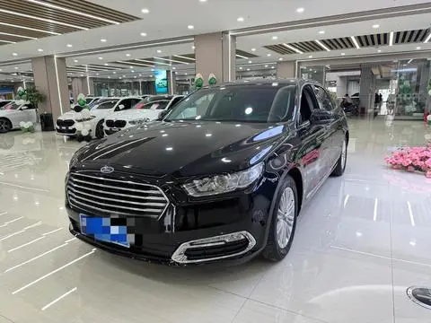 Ford 金牛座 2017