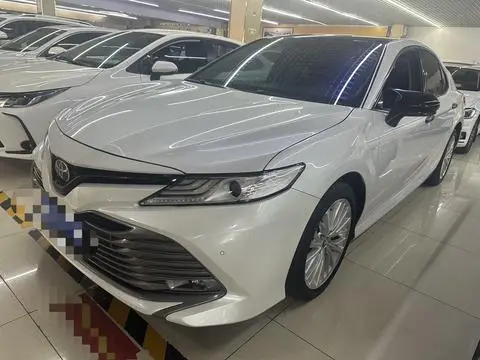 Toyota Camry 2021