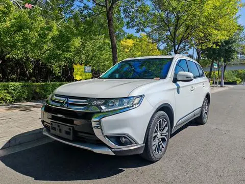 Mitsubishi 欧蓝德 2018