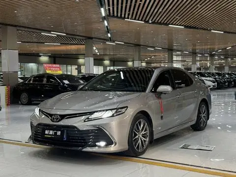 Toyota Camry 2021