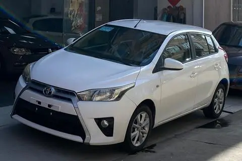 Toyota YARIS L 2014
