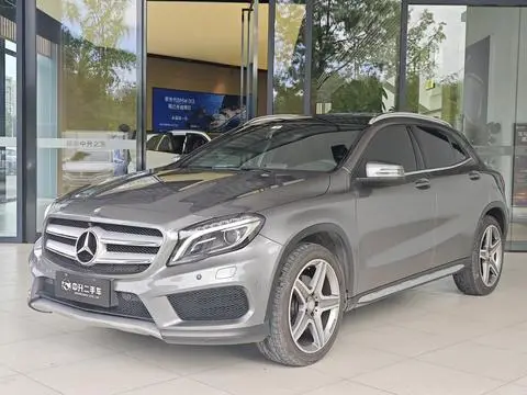Mercedes-Benz GLA 2015