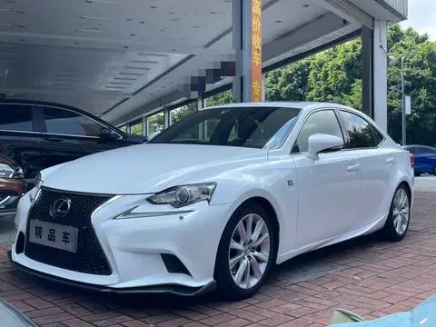 Lexus IS 2013