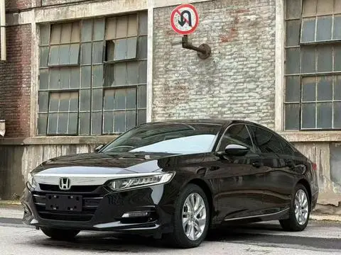 Honda Accord 2018 — фото 1