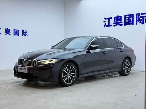 BMW 3 Series 2023 — фото 1