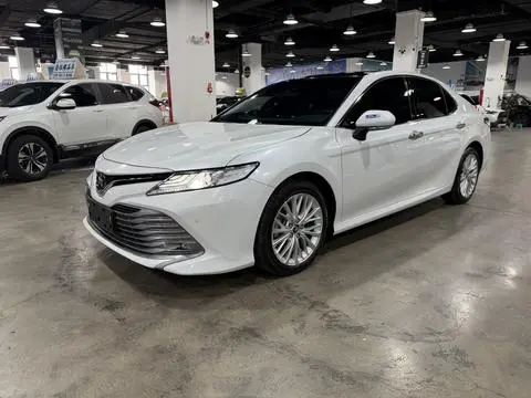 Toyota Camry 2021