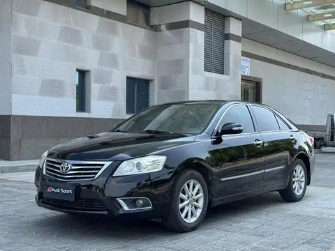 Toyota Camry 2009 — фото 1