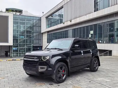 Land Rover 卫士 2024