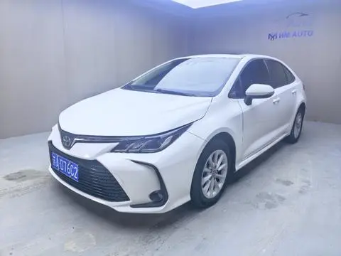 Toyota Corolla 2023 — фото 1