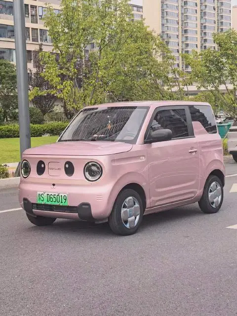 Geely 熊猫 2024 — фото 1