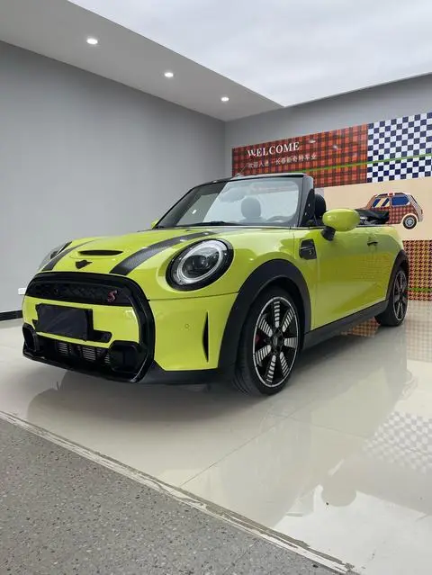 MINI MINI 2022