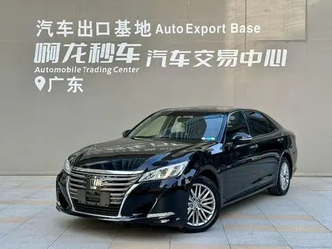 Toyota Crown 2017