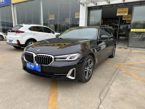 BMW 5 Series 2022 — фото 1