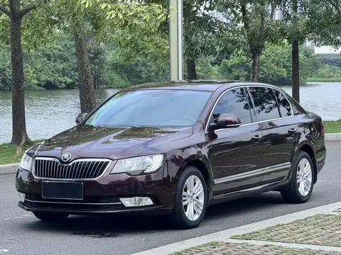 Skoda Superb 2013