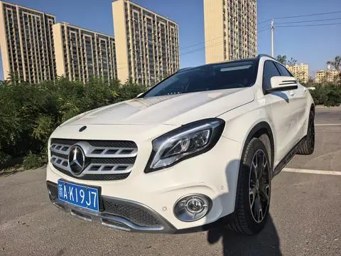 Mercedes-Benz GLA 2017