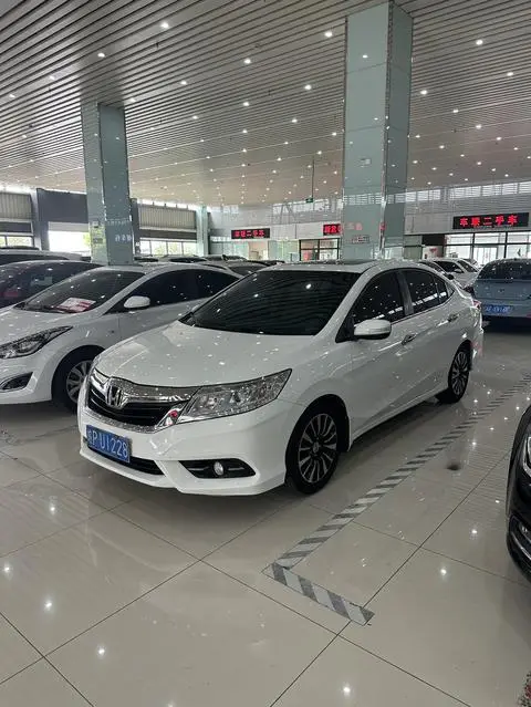 Honda Crider 2013