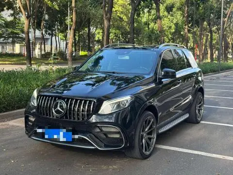 Mercedes-Benz GLE 2015