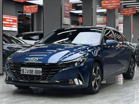 Hyundai Elantra 2023