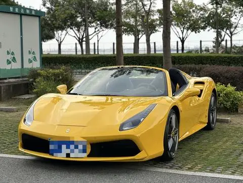 Ferrari 488 2015