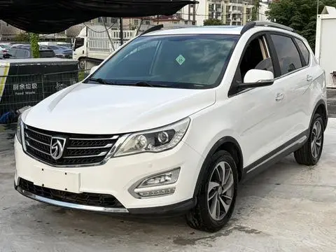 Baojun 560 2015