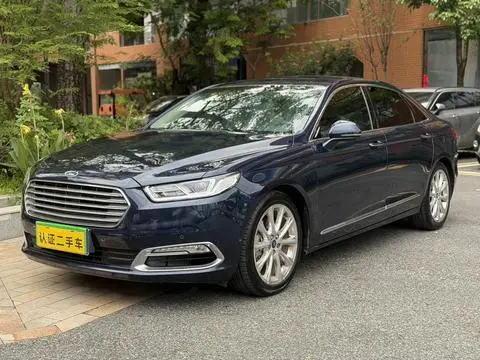 Ford 金牛座 2015 — фото 1