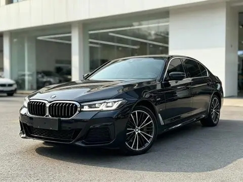 BMW 5 Series 2022 — фото 1