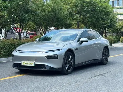 XPeng 小鹏P7 2020