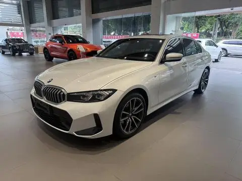 BMW 3 Series 2023 — фото 1