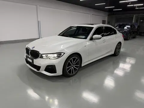 BMW 3 Series 2021 — фото 1