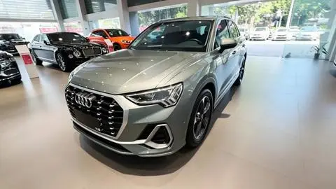 Audi Q3 2023 — фото 1