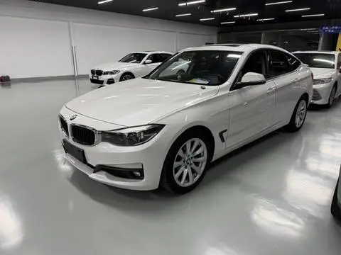 BMW 3 Series GT 2018 — фото 1