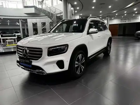 Mercedes-Benz GLB 2024