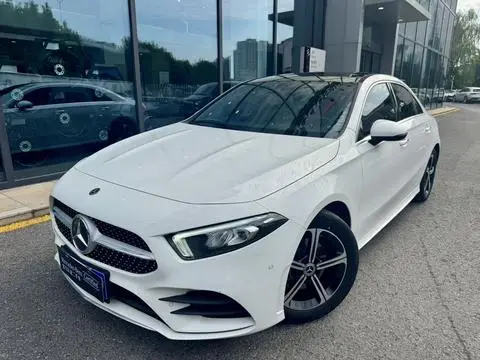 Mercedes-Benz A-Class 2022 — фото 1