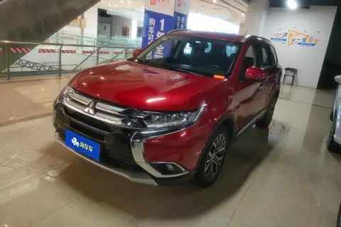 Mitsubishi Outlander 2016