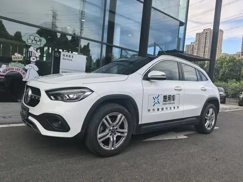 Mercedes-Benz GLA 2023