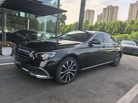 Mercedes-Benz E-Class PHEV 2022