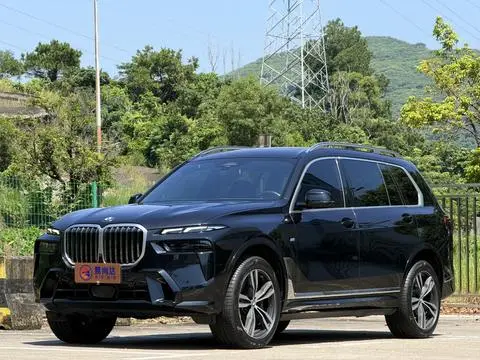 BMW X7 2023