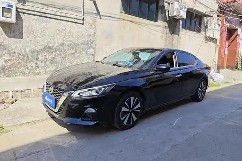 Nissan Teana 2021 — фото 1