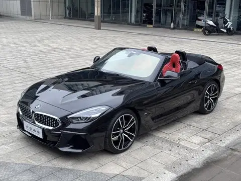 BMW Z4 2022 — фото 1