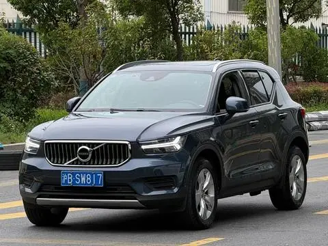 Volvo XC40 2022