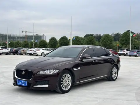 Jaguar XFL 2017