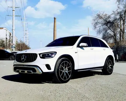 Mercedes-Benz GLC 2021 — фото 1