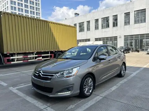 Citroën C4L 2014