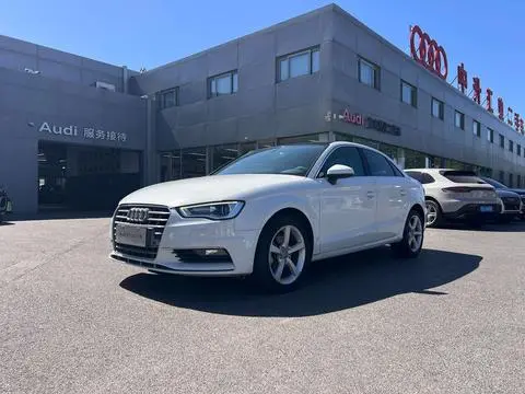 Audi A3 2014 — фото 1